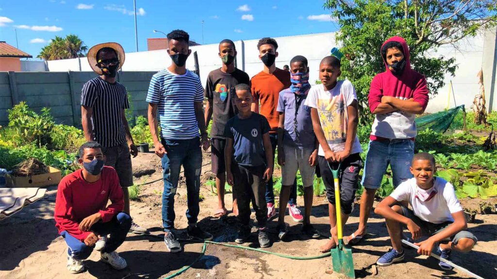 Teens transform gang-ridden area with food gardens