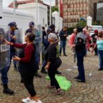 Stun grenades thrown at farm women outside Parliament